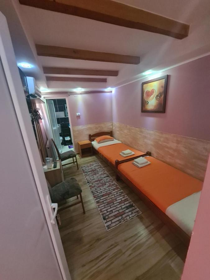 Rooms " Simke " II Subotica Exterior photo