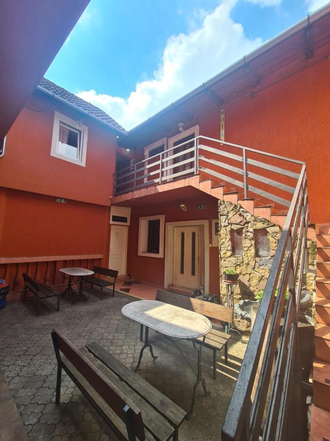 Rooms " Simke " II Subotica Exterior photo